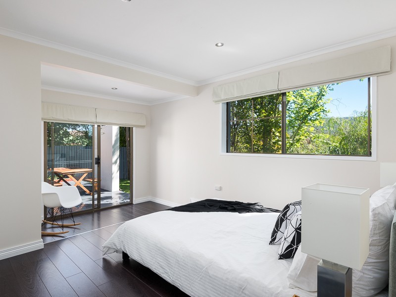 7 Stralock Street, Chapel Hill QLD 4069