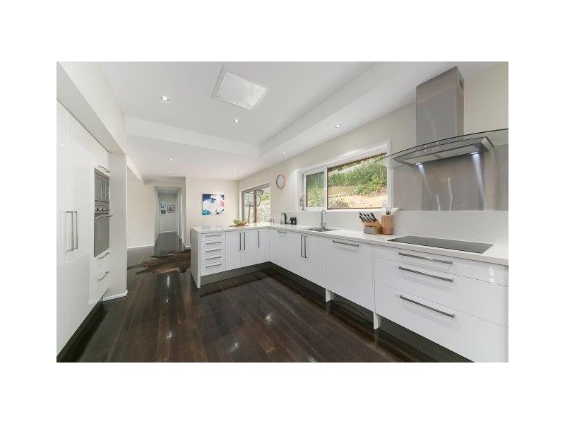 31 Fairweather Street, Kenmore QLD 4069