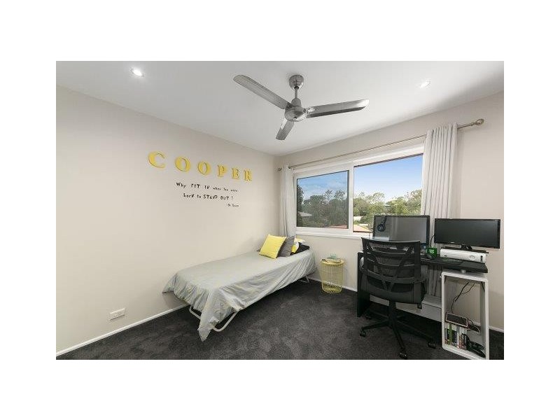 31 Fairweather Street, Kenmore QLD 4069