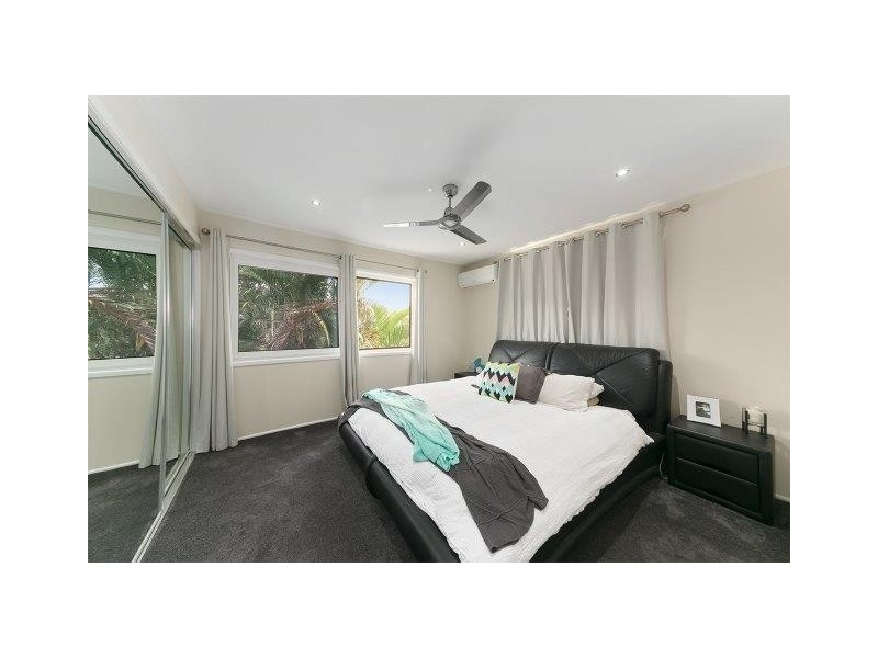 31 Fairweather Street, Kenmore QLD 4069