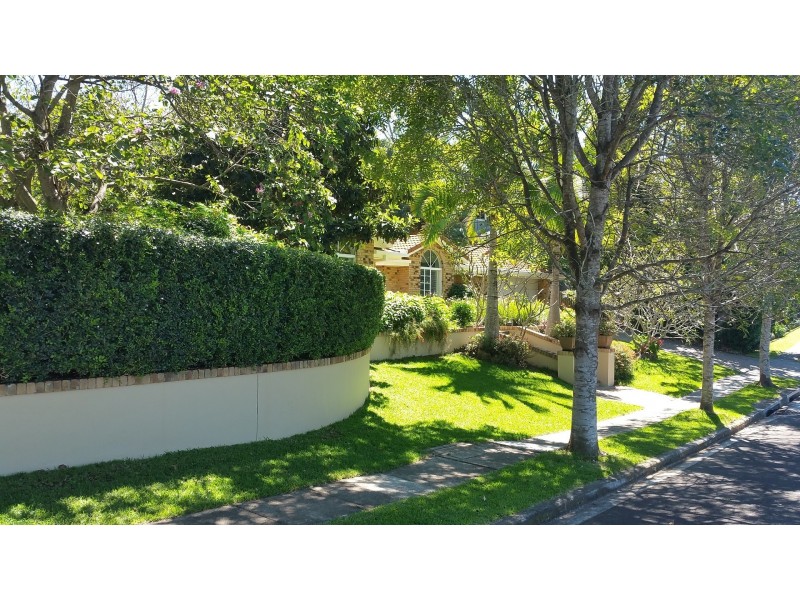 141 Mirbelia St West, Kenmore Hills QLD 4069