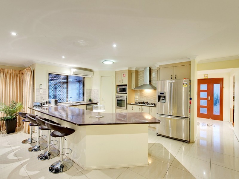 43 Degas Street, Forest Lake QLD 4078