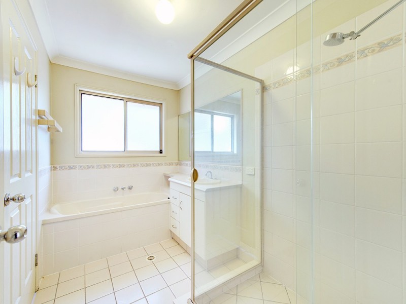 3 Ashton Way, Forest Lake QLD 4078
