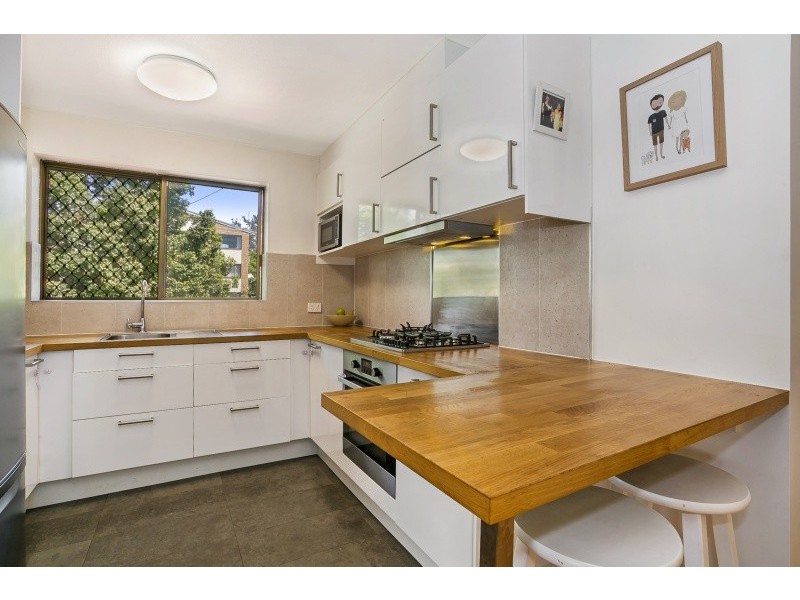 21 Vincent Street, Indooroopilly QLD 4068