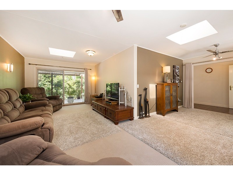 75 Kersley Road, Kenmore QLD 4069