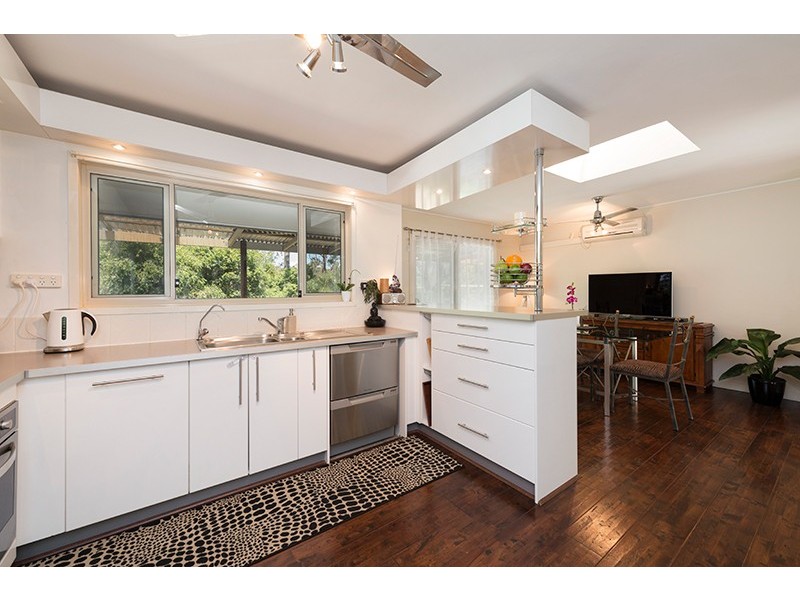 75 Kersley Road, Kenmore QLD 4069