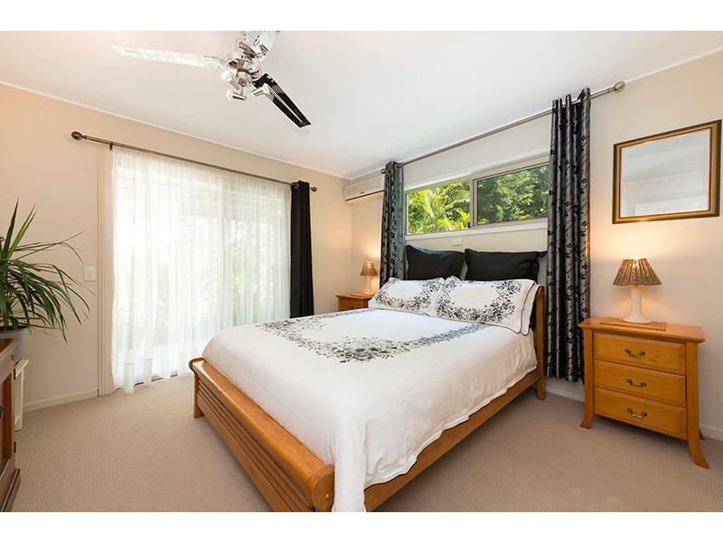 75 Kersley Road, Kenmore QLD 4069