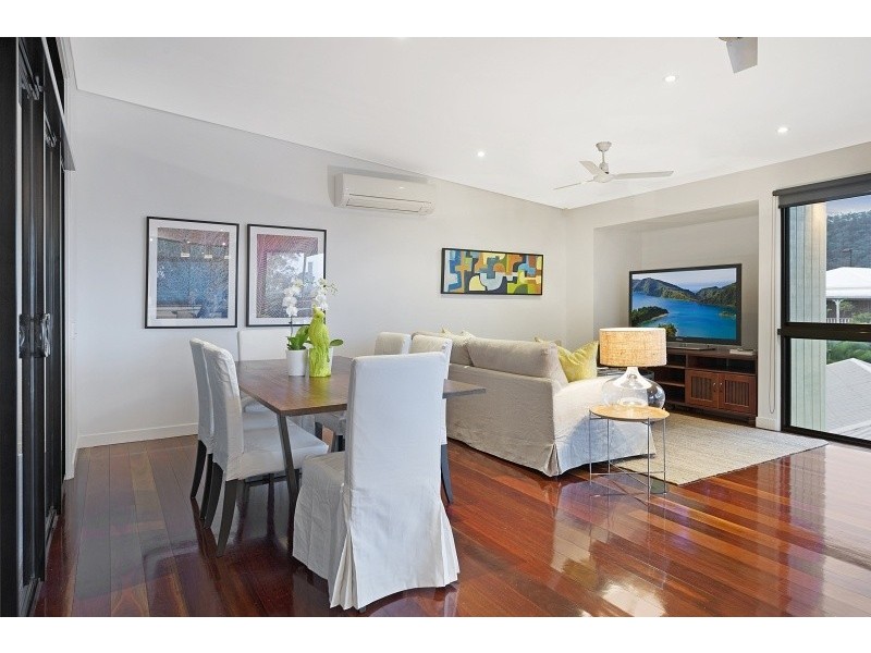 6 Jenkinson Street, Indooroopilly QLD 4068