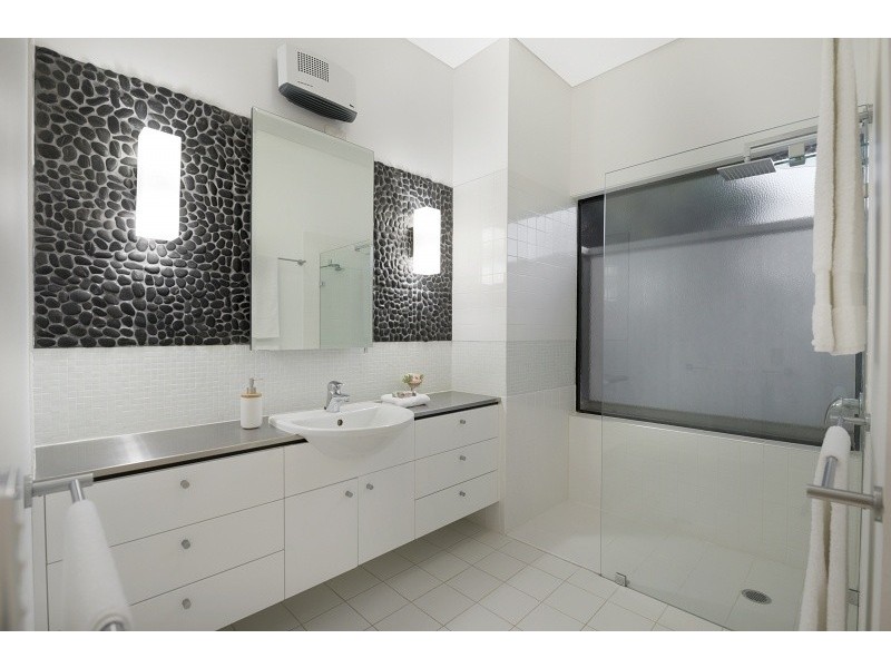 6 Jenkinson Street, Indooroopilly QLD 4068