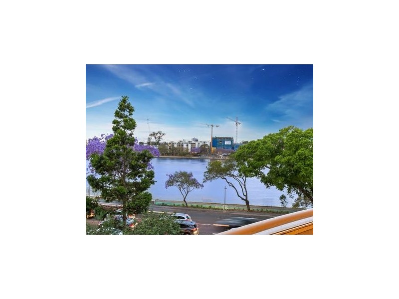 6/523 Coronation Drive, Toowong QLD 4066