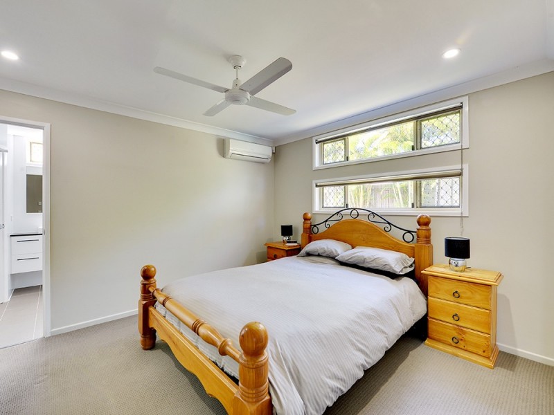 10 Elderslie Place, Forest Lake QLD 4078