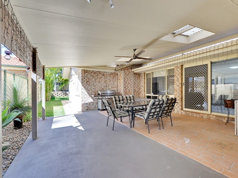 10 Elderslie Place, Forest Lake QLD 4078