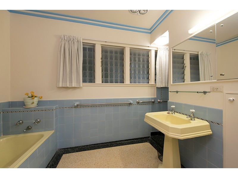 48 Gilgandra Street, Indooroopilly QLD 4068