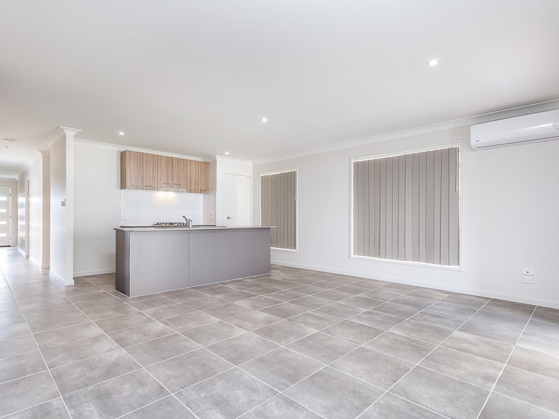 71 Canopus Street, Bridgeman Downs QLD 4035