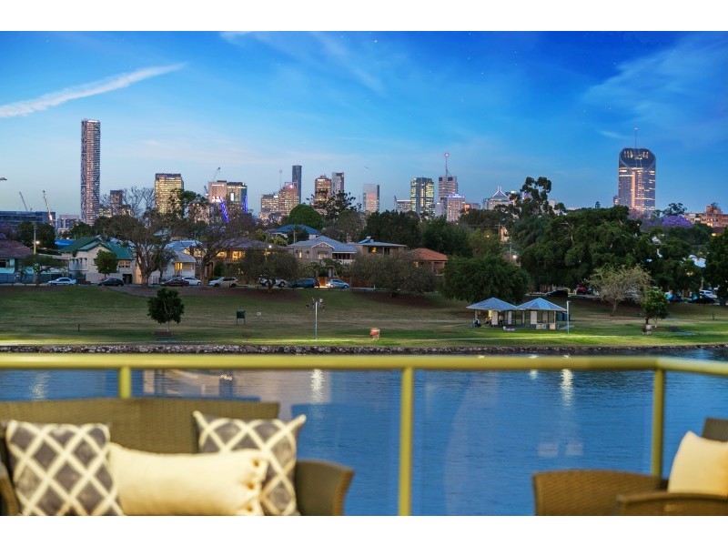 6/32 Sandford Street, St Lucia QLD 4067