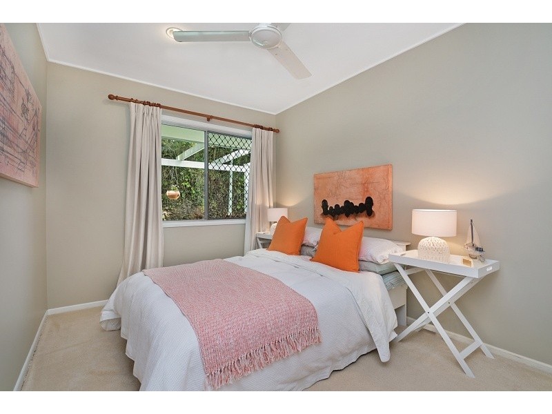 7 St David St, Kenmore QLD 4069