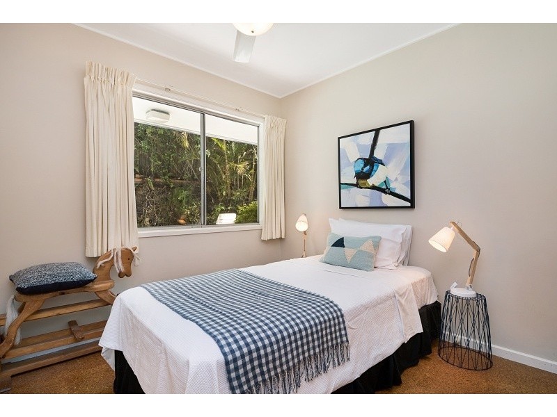 7 St David St, Kenmore QLD 4069