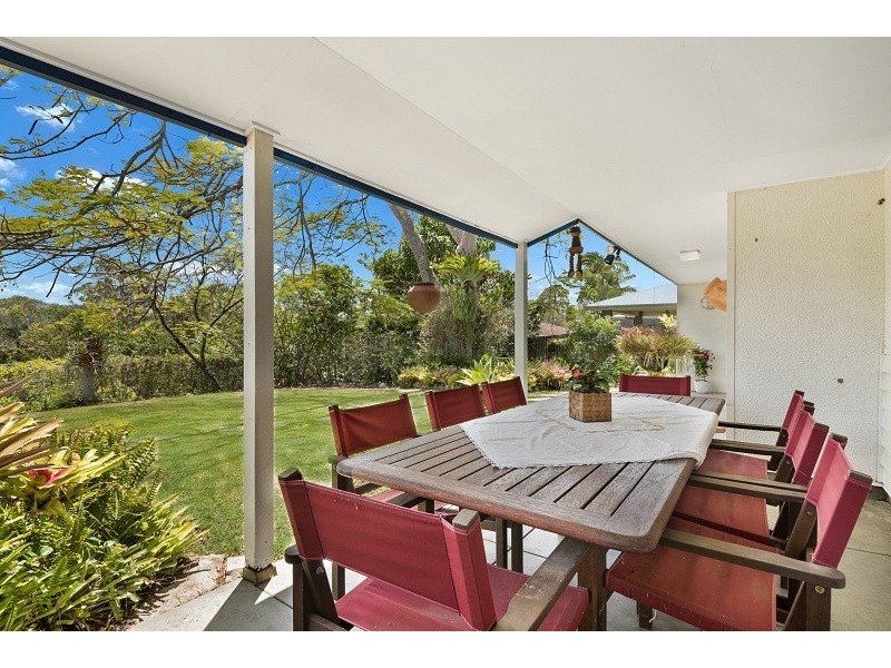 7 St David St, Kenmore QLD 4069