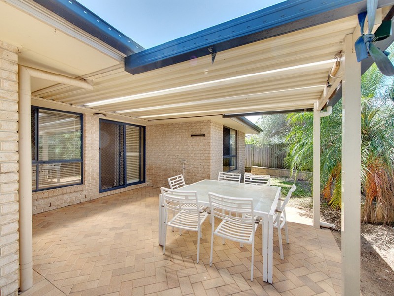 26 Kondalilla Pde, Forest Lake QLD 4078