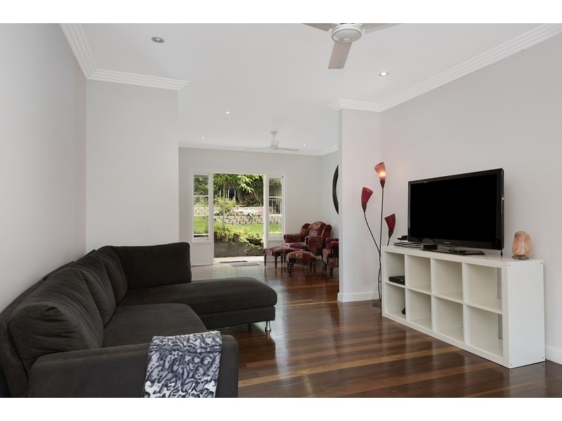 133 Royal Parade, Ashgrove QLD 4060