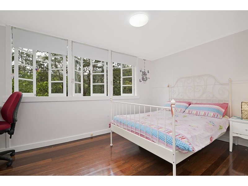 133 Royal Parade, Ashgrove QLD 4060