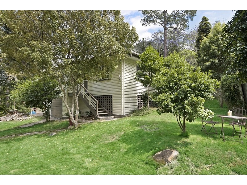 133 Royal Parade, Ashgrove QLD 4060