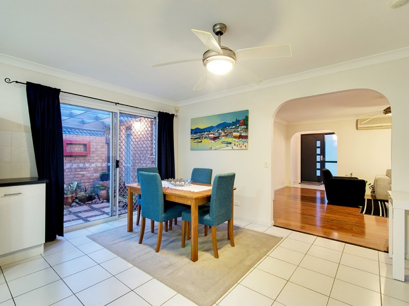 37 Clarendon Cct, Forest Lake QLD 4078