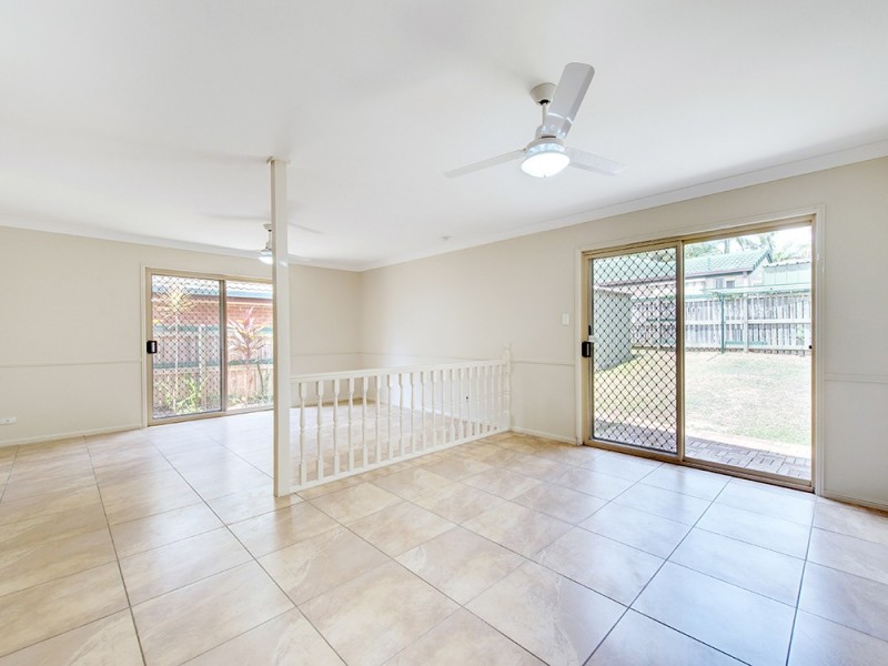 7 Ornata Place, Forest Lake QLD 4078