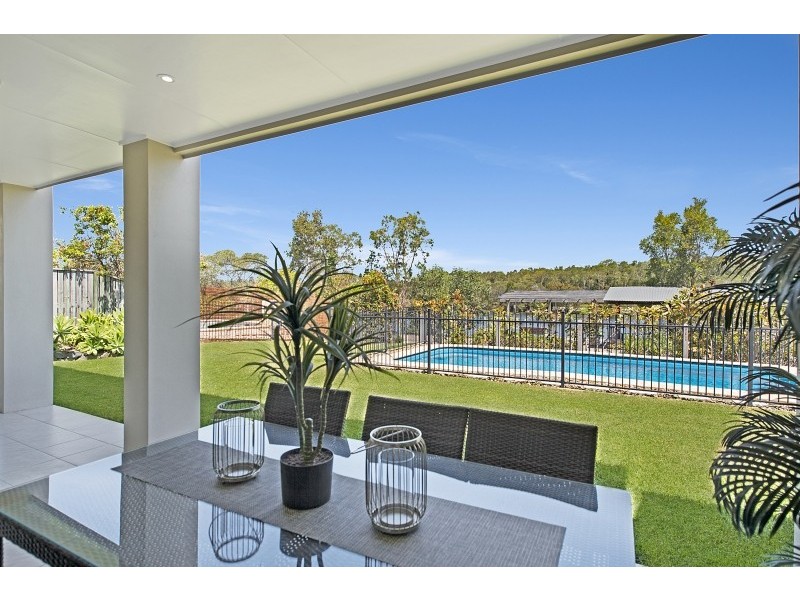 42 Sandpiper Avenue, North Lakes QLD 4509