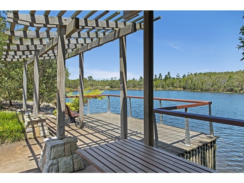 42 Sandpiper Avenue, North Lakes QLD 4509