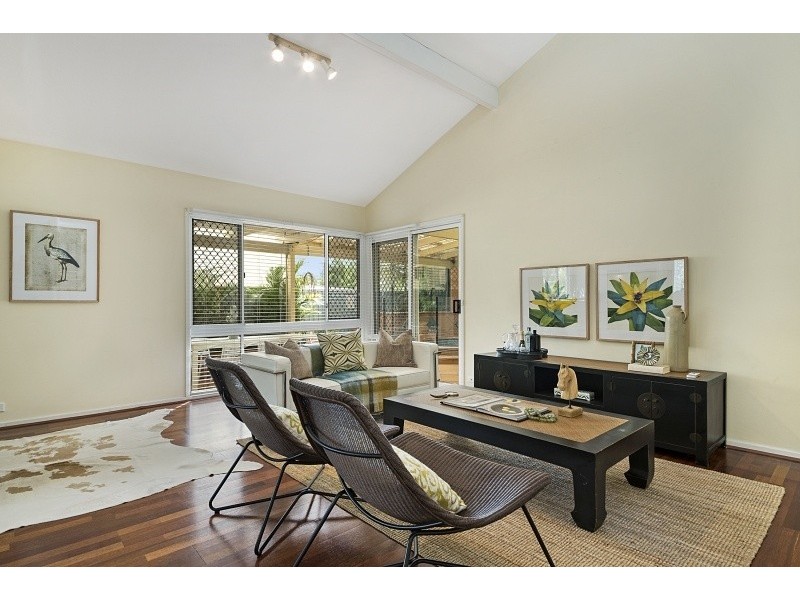50 Avondale Road, Sinnamon Park QLD 4073