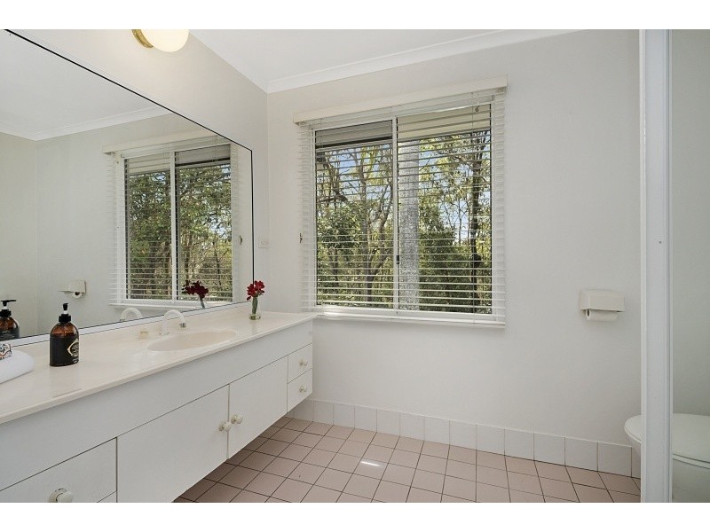 50 Avondale Road, Sinnamon Park QLD 4073
