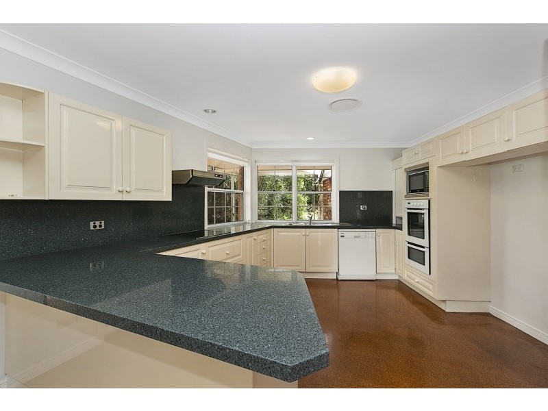 104 Creekside Street, Kenmore Hills QLD 4069