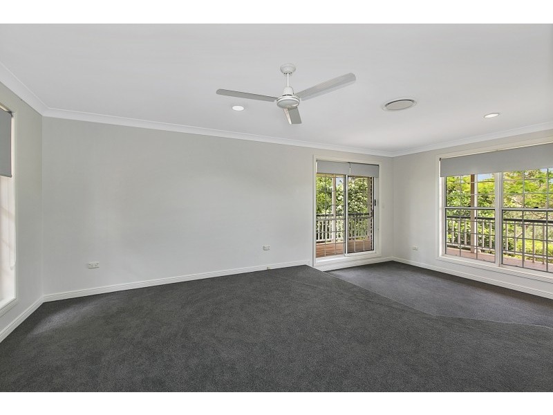 104 Creekside Street, Kenmore Hills QLD 4069