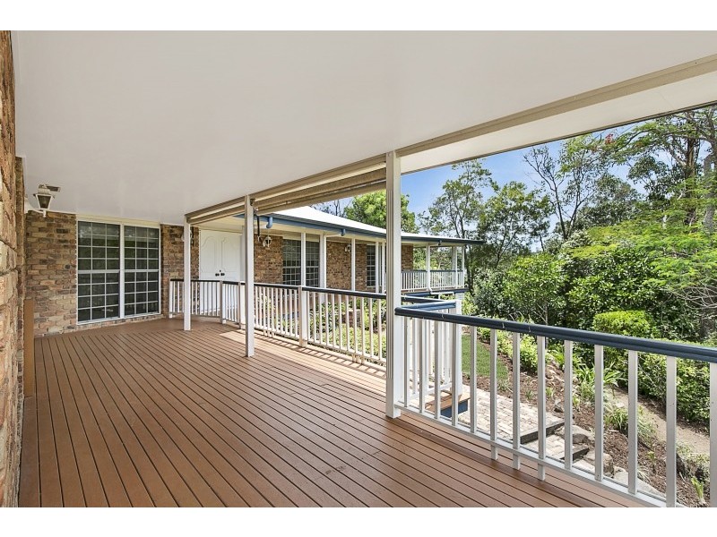 104 Creekside Street, Kenmore Hills QLD 4069