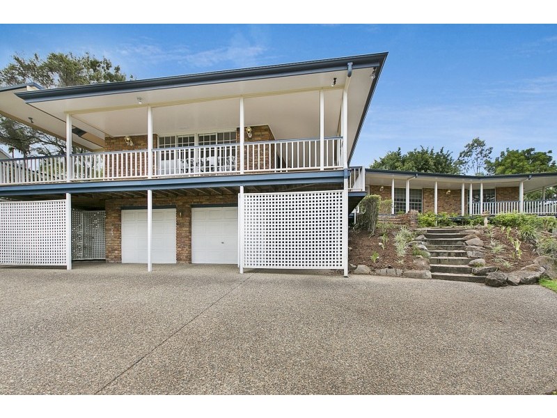 104 Creekside Street, Kenmore Hills QLD 4069