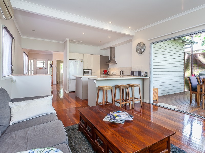 42 Accession Street, Bardon QLD 4065