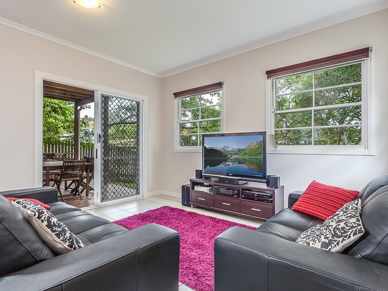 42 Accession Street, Bardon QLD 4065