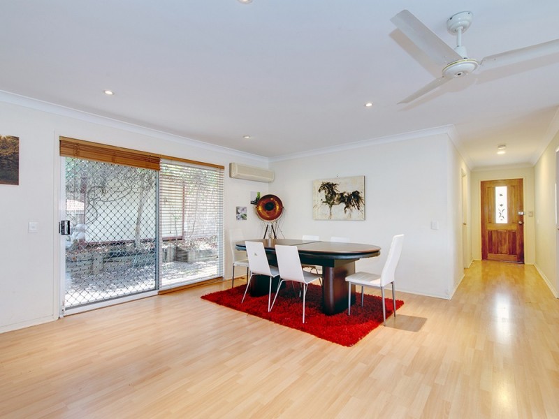 15 Oldbury Pl, Forest Lake QLD 4078