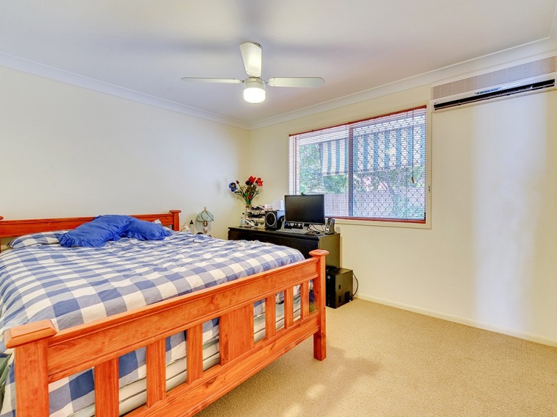 15 Oldbury Pl, Forest Lake QLD 4078