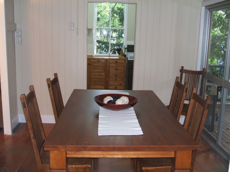 82 Gregory Street, Auchenflower QLD 4066