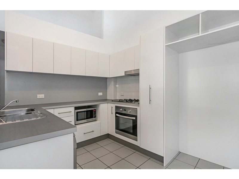 51/2 Campbell Street, Toowong QLD 4066