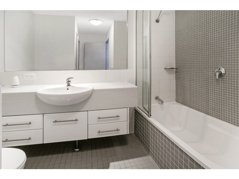 51/2 Campbell Street, Toowong QLD 4066