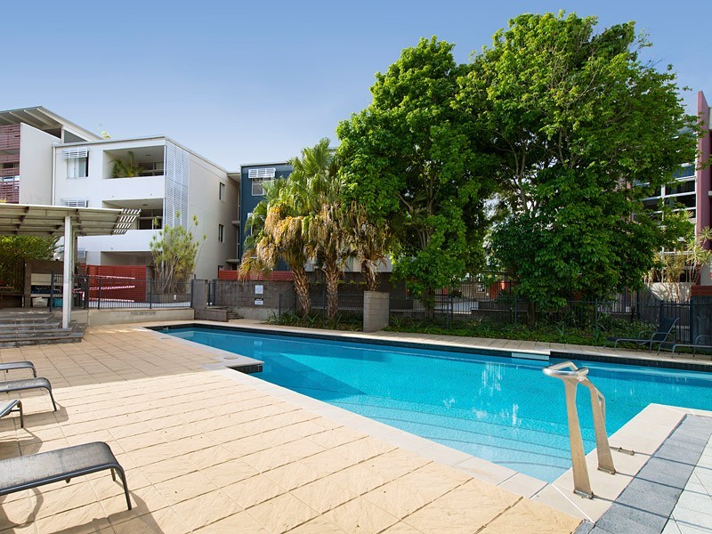51/2 Campbell Street, Toowong QLD 4066