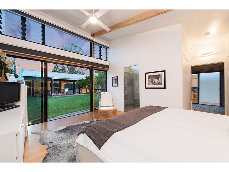 65 Baronsfield Street, Graceville QLD 4075