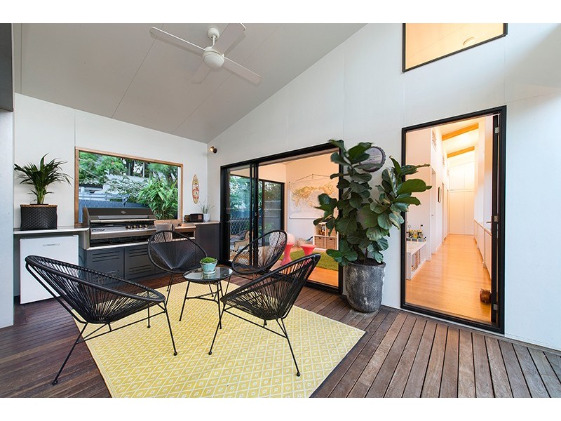 65 Baronsfield Street, Graceville QLD 4075