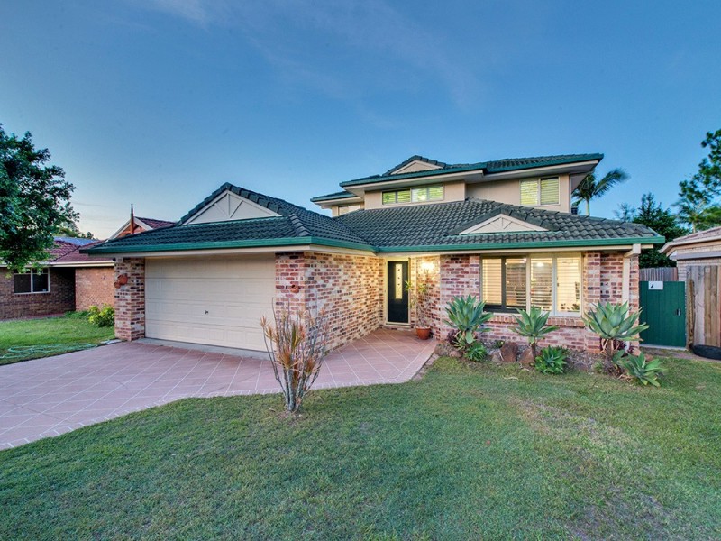 42 Lakeside Cr, Forest Lake QLD 4078