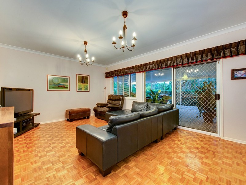 13 Gracemere Pl, Forest Lake QLD 4078