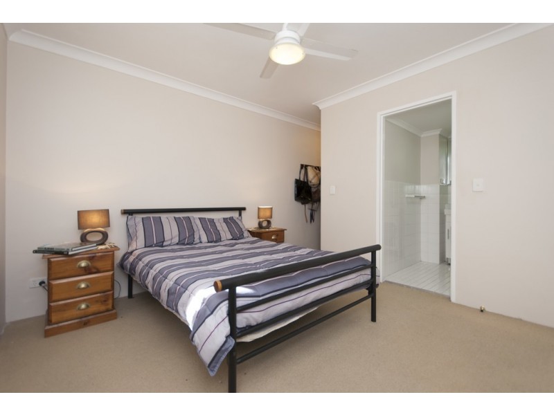 2/27 Harrys Road, Taringa QLD 4068