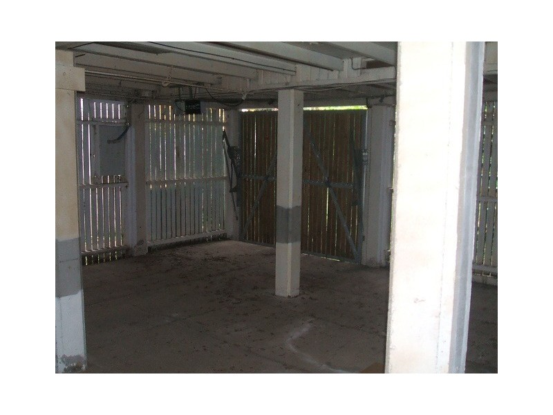 33 Erneton Street, Newmarket QLD 4051